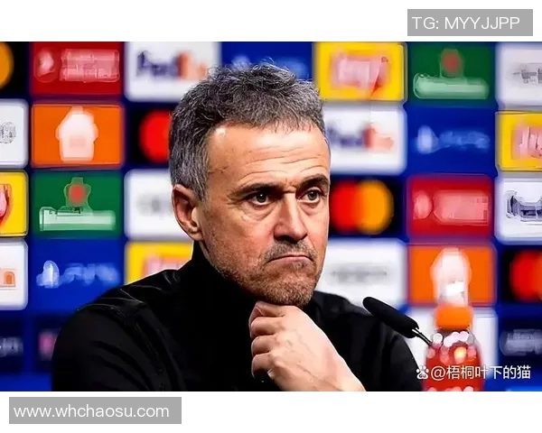 足球天才家族：从父亲到儿子三代球员的荣耀与奋斗之路